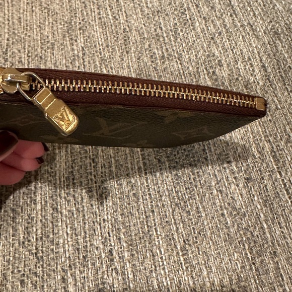 Authentic Louis Vuitton Key Pouch - Picture 6 of 8